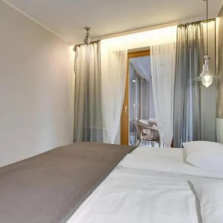 Lägenhet Golden Apartments&glamping-t15/15 *